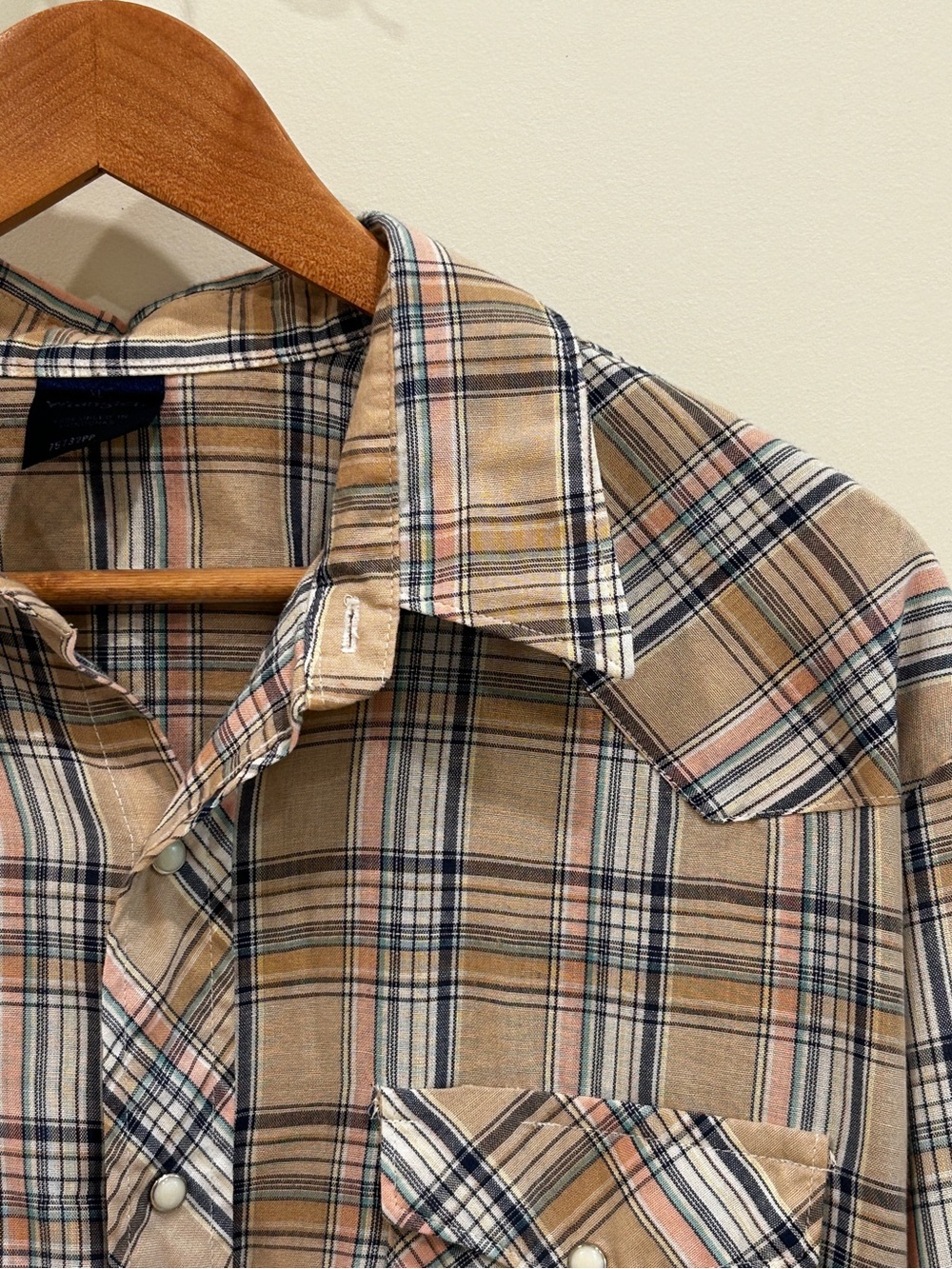 Vintage Wrangler Plaid Western Button-Up Shirt Pearl Snaps